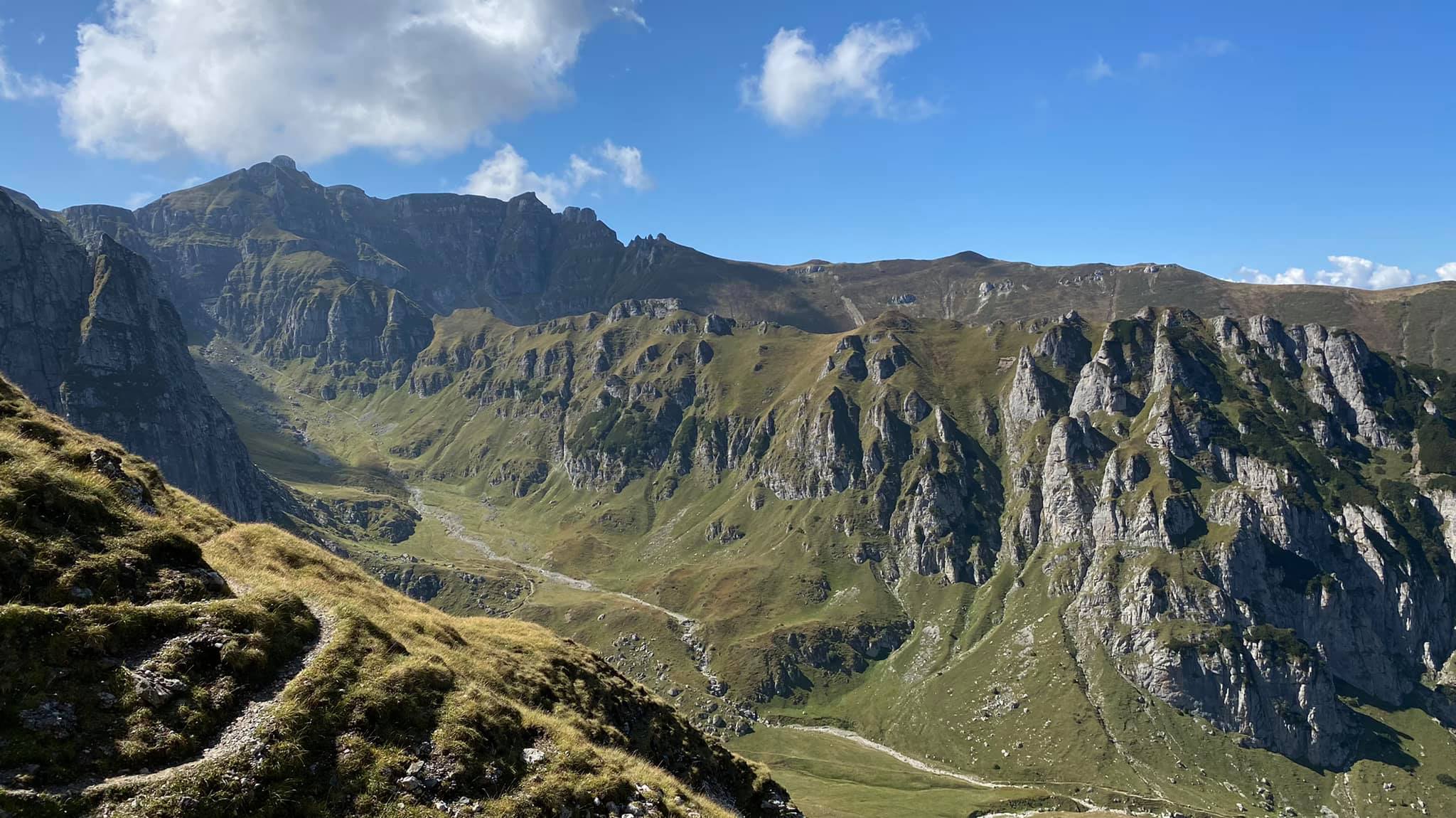  Brana Caprelor si valea Mălăiești - Marius Popa