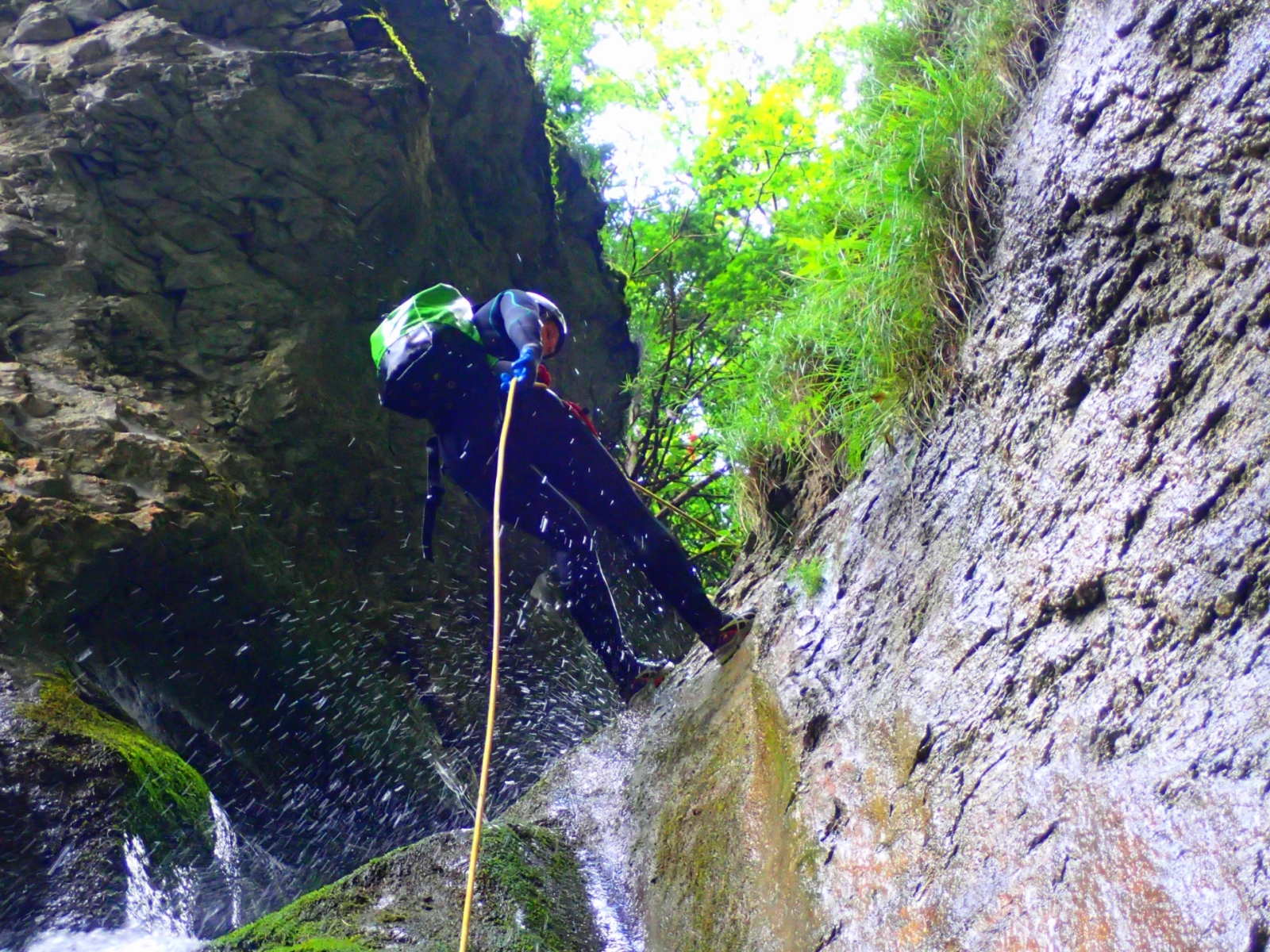  Canyoning Canionul Jgeabului - Adventure Center