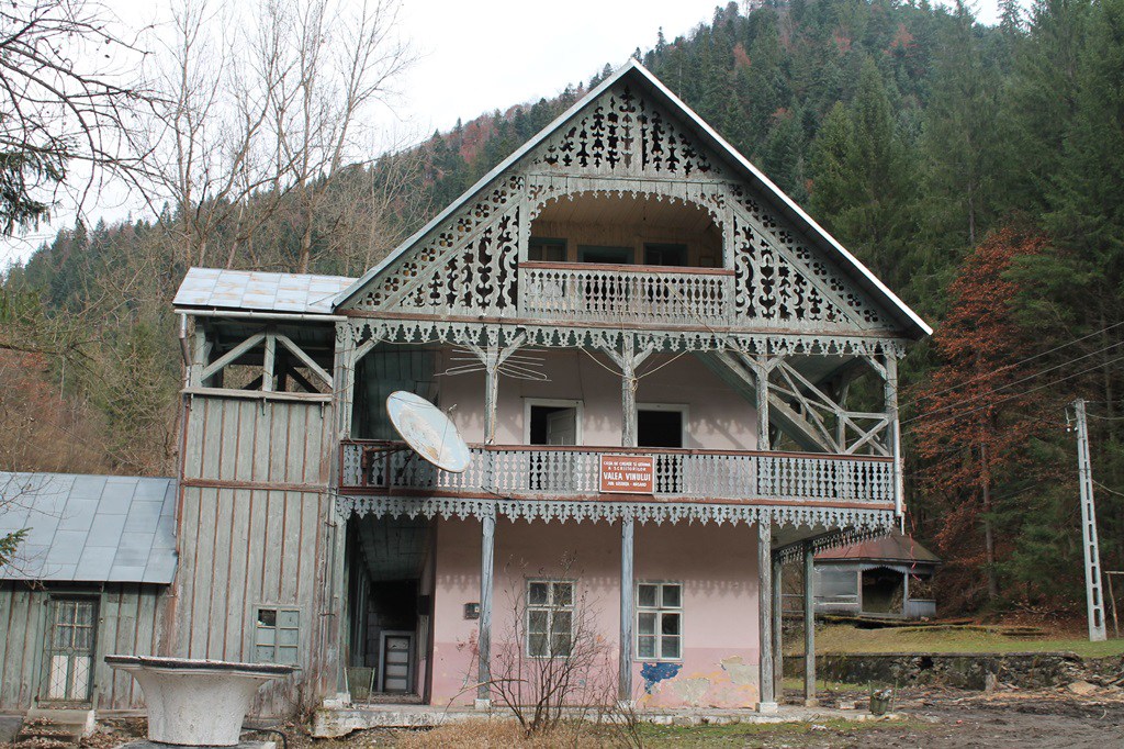  Casa Scriitoriilor, valea Vinului - Timp online