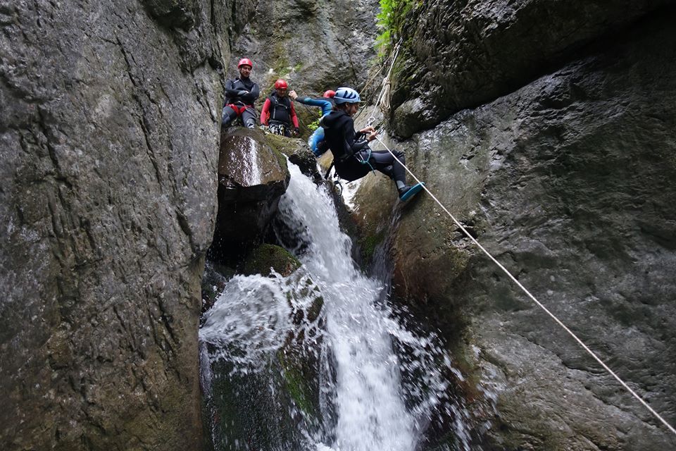  Canyoning Cheile Tasnei - Arian Adventures