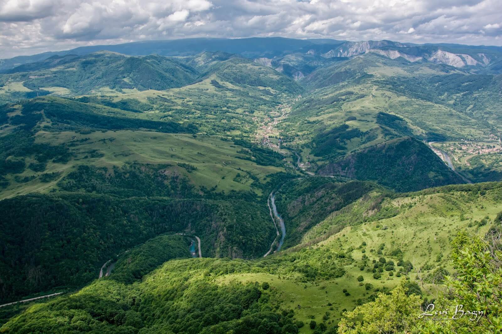  Abruptul Bedeleului - Levi Bagy Photography