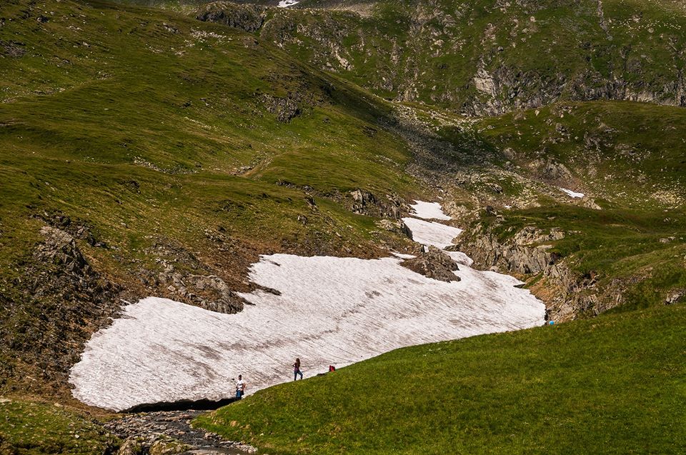  Nivale cu zapada pana tarziu in august -  Morar Daniel