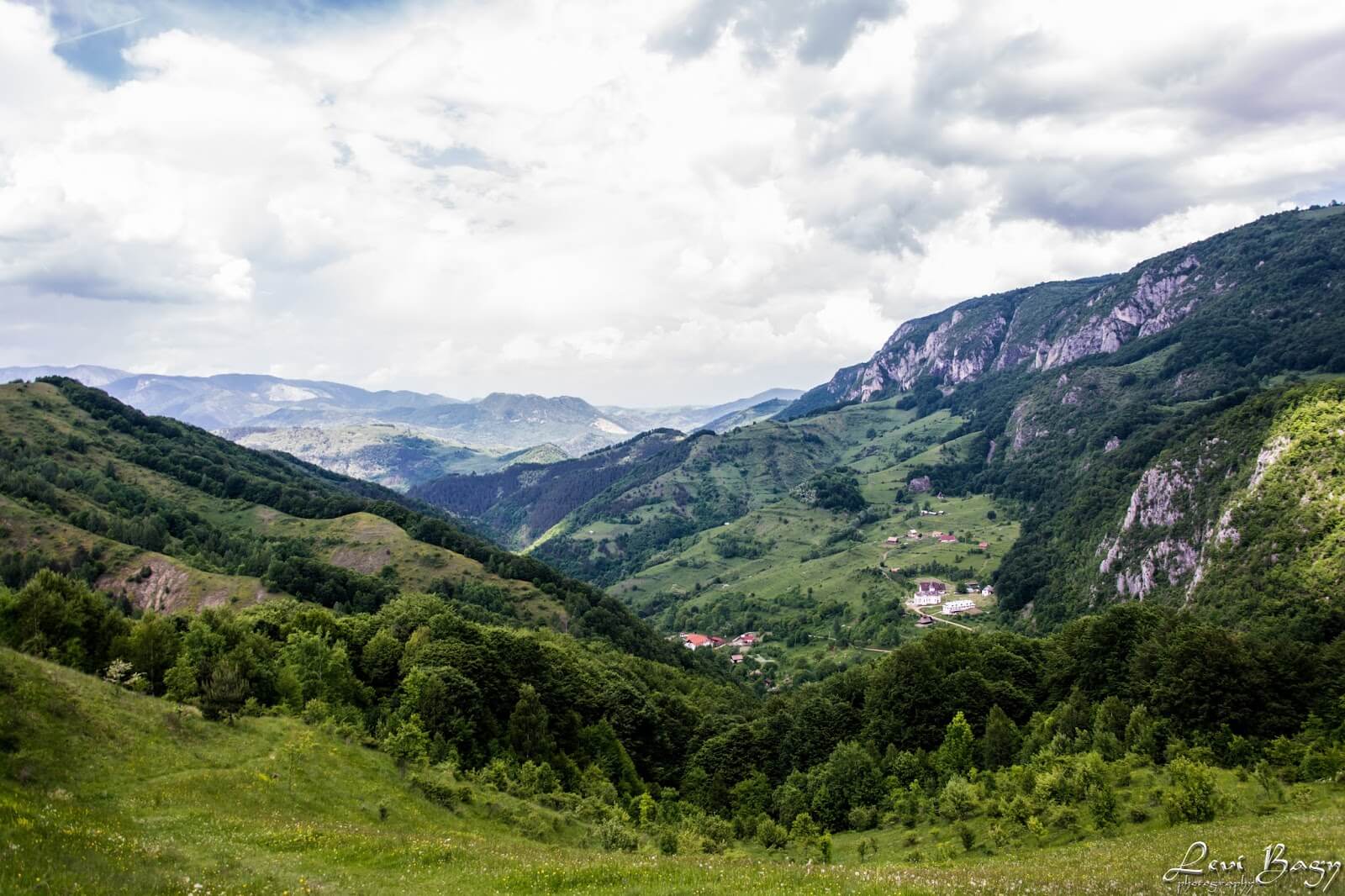  Poteca spre Huda lui Papară - Levi Bagy Photography