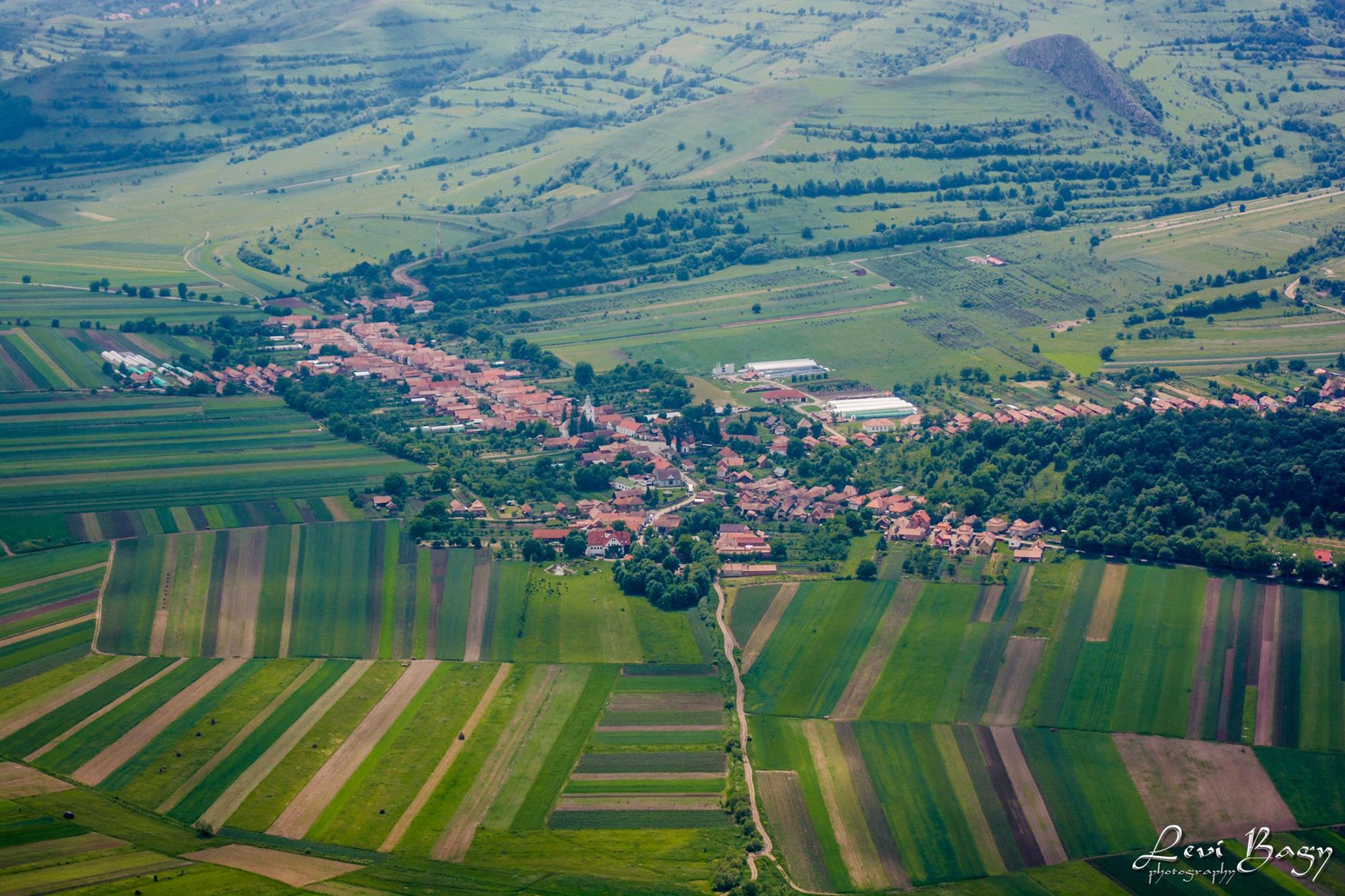  Satul Colțești văzut de pe Piatra Secuiului - Levi Bagy Photography