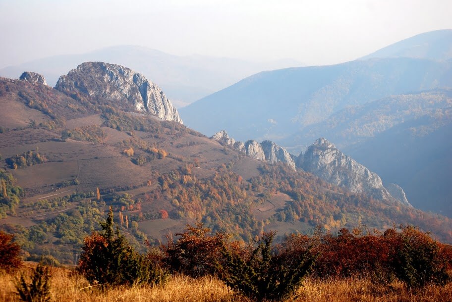  Spre cheile Mănăstirii - Marian Poara