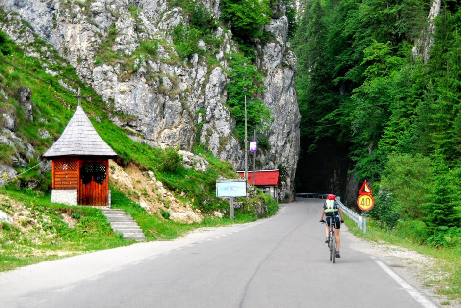  3mb intrarea in frumoasele chei ale dambovicioarei - 36 1