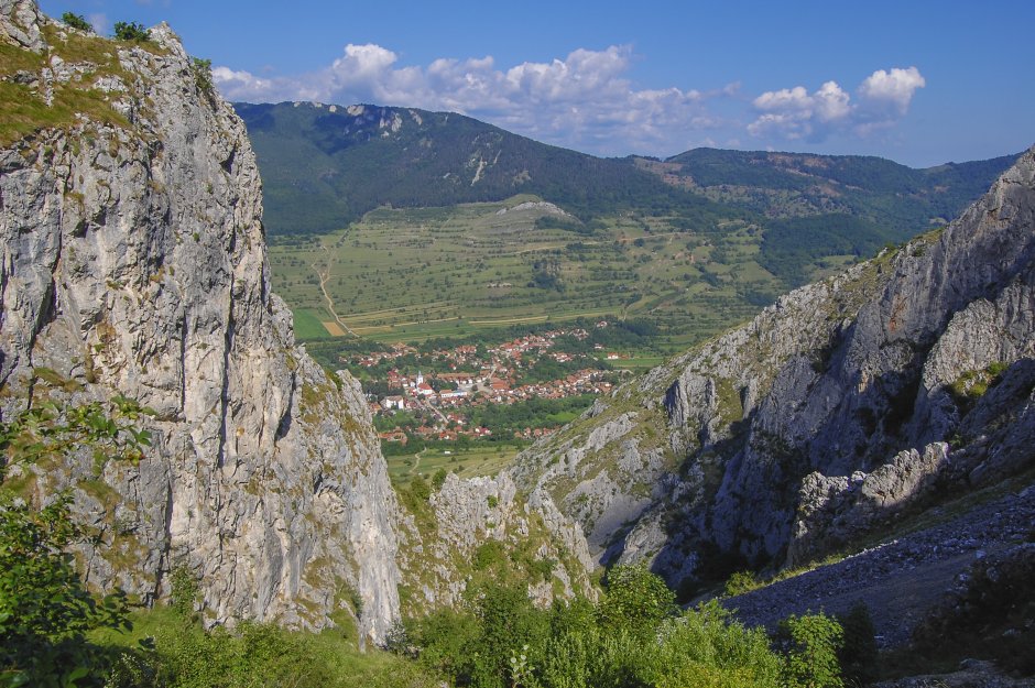 localitatea rimetea vazuta de la piatra secuiului - 07 0