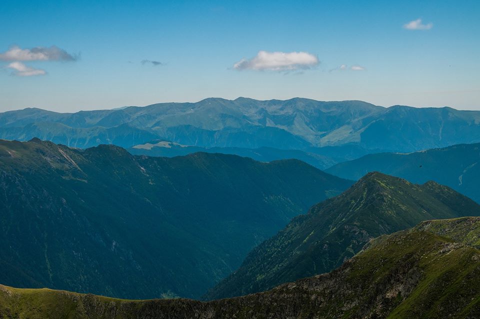  Vederi spre Iezer - Papusa - Morar Daniel